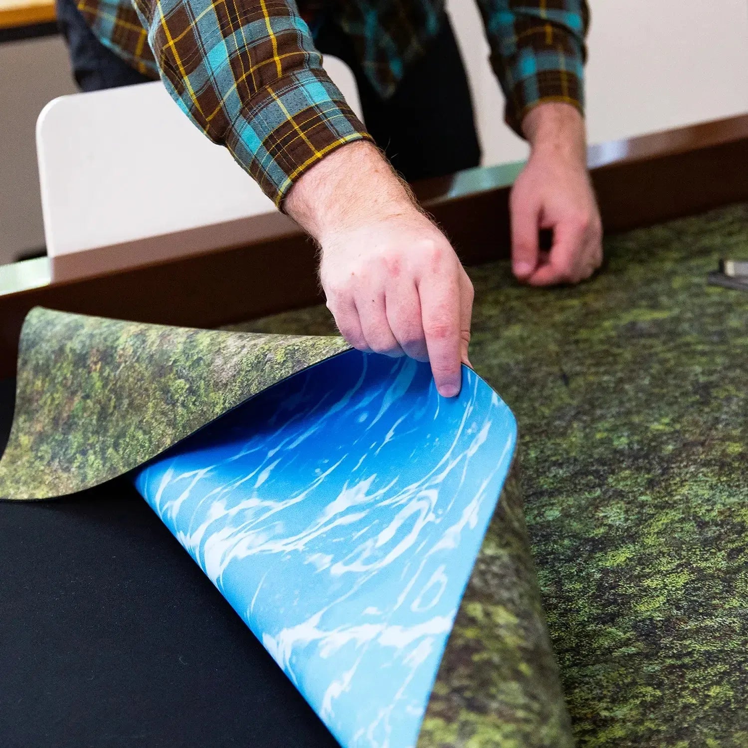 board-game-table-double-sided-thematic-playmats