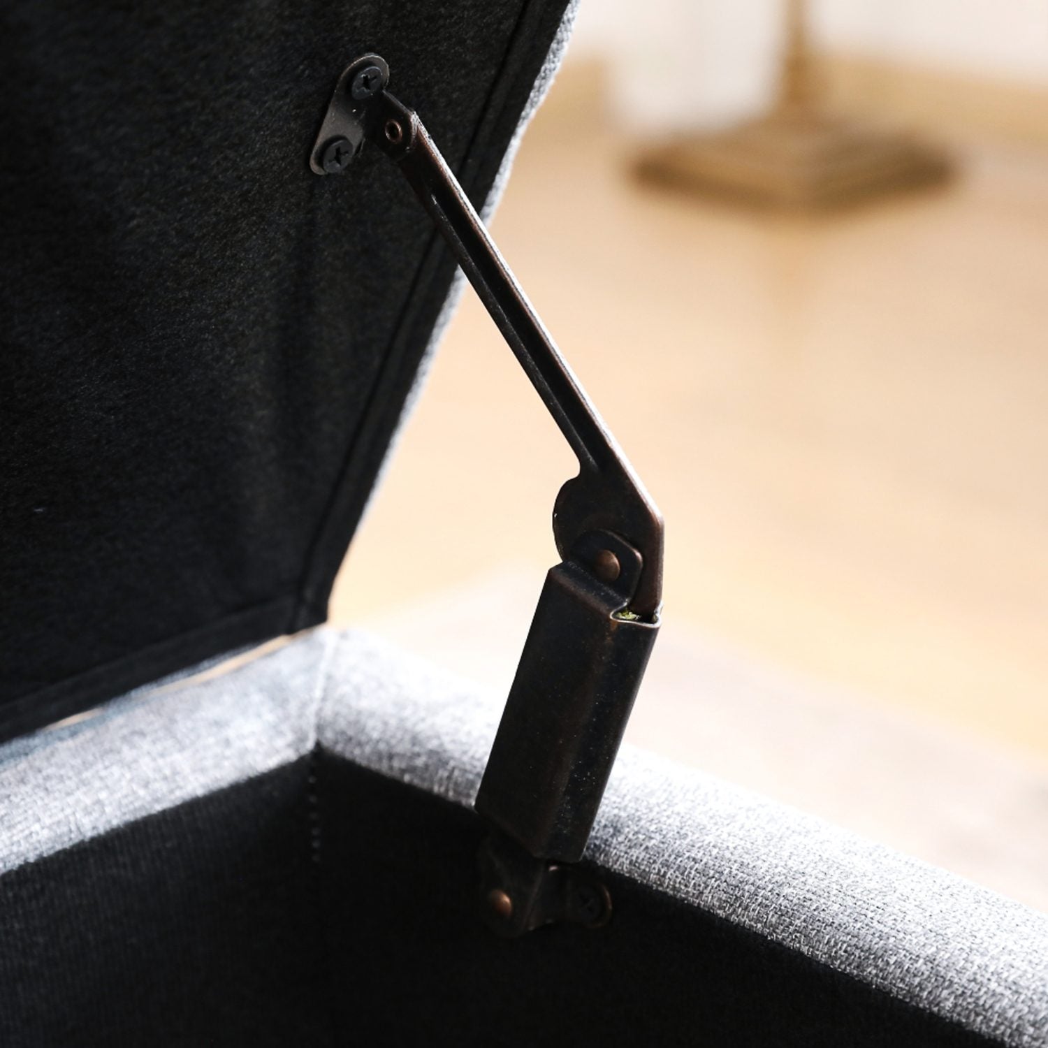 mutifunctional-board-game-storage-bench