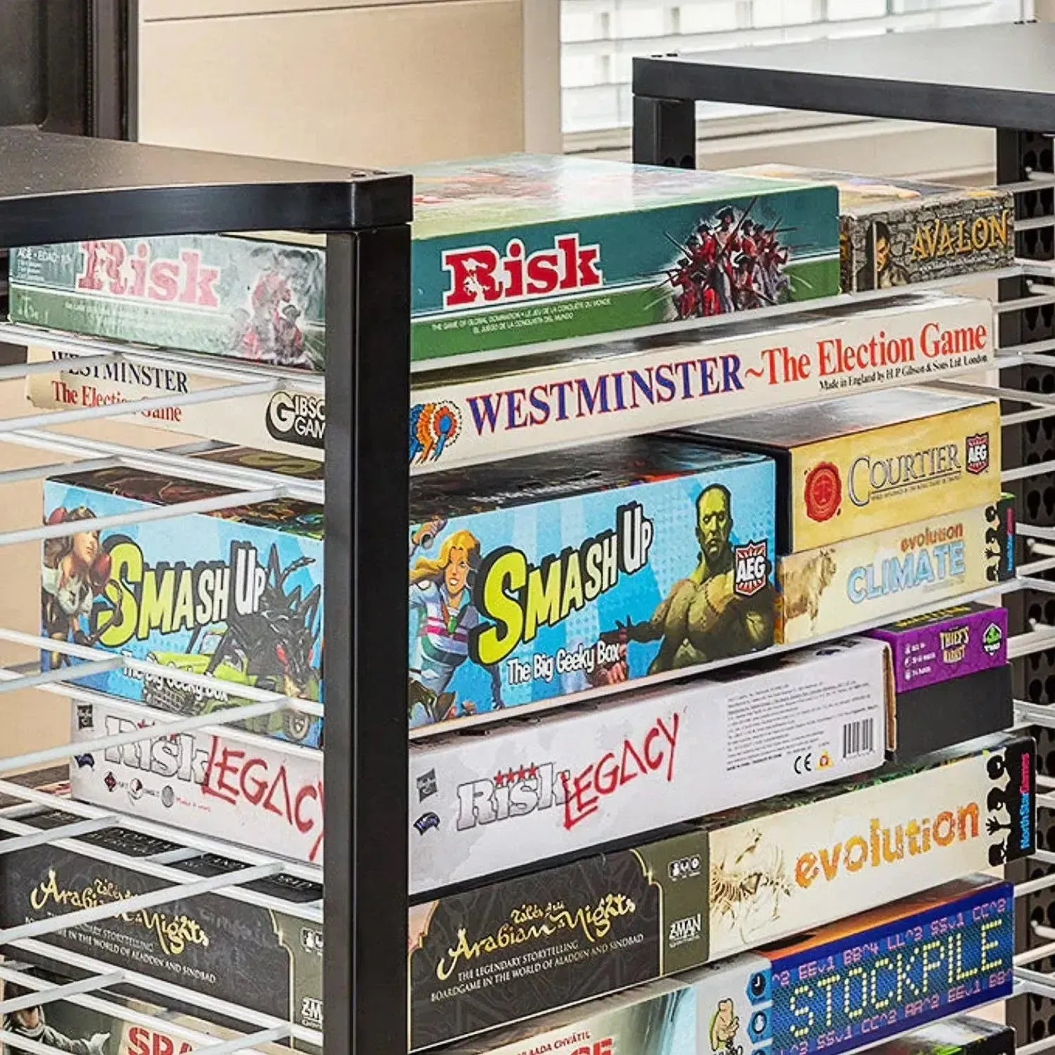 boxthrone-board-game-organizer