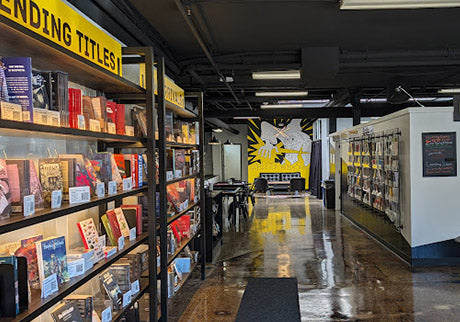BoxKing Partner Store Tabletop Bookshelf – Milwaukee, WI