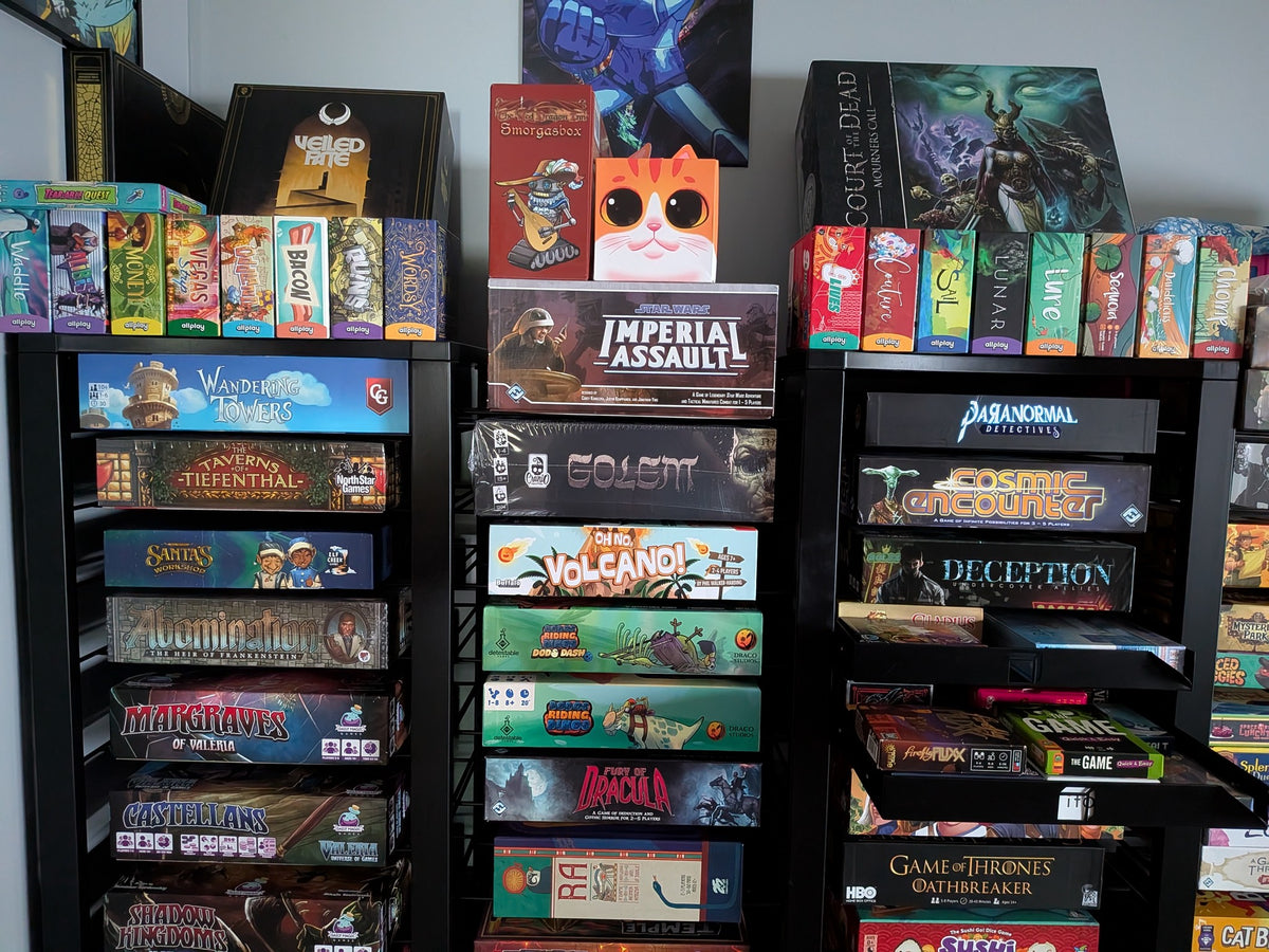 Double ShortThrone with 12 shelves