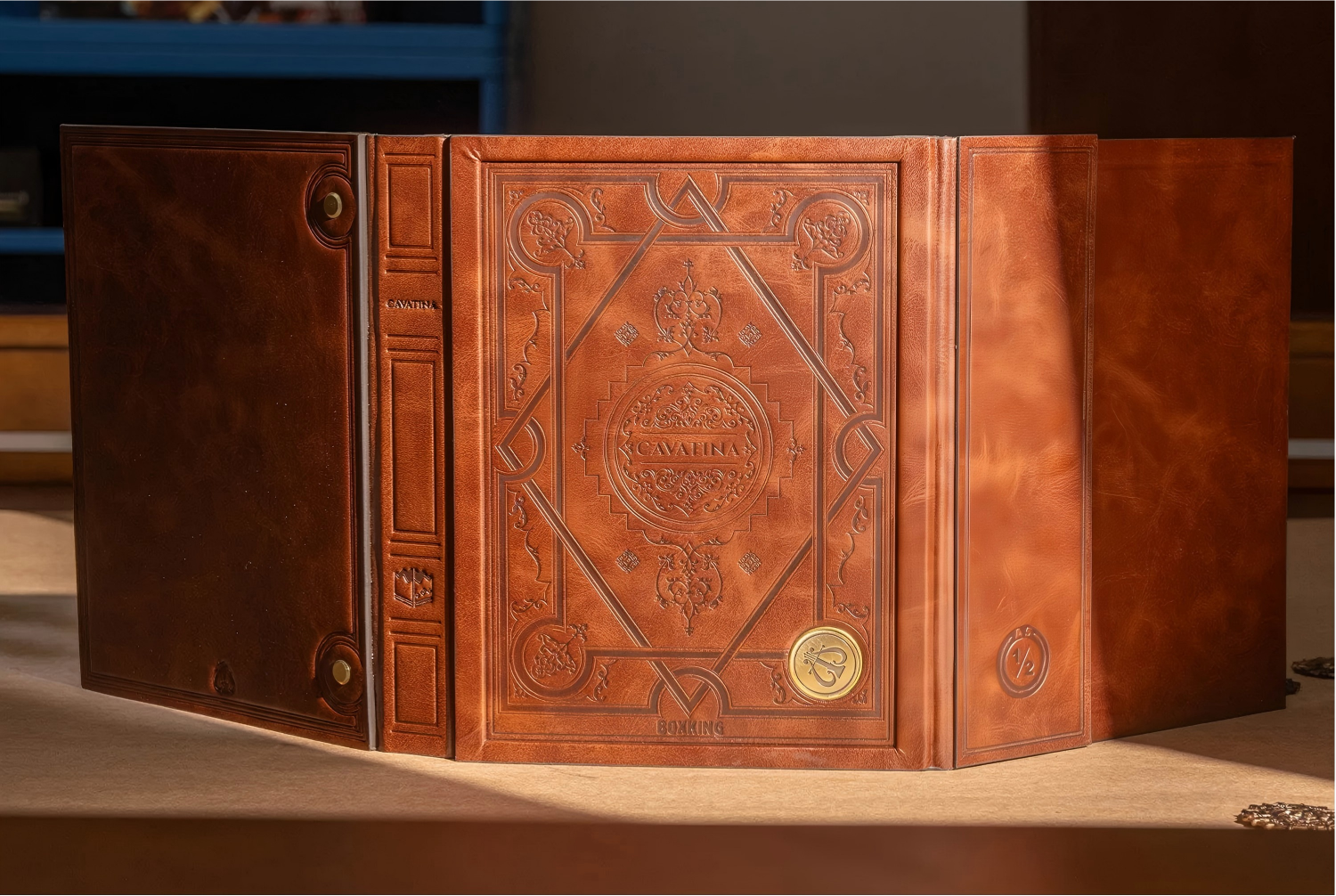 Binder with integrated magnetic panel for notes and accessories