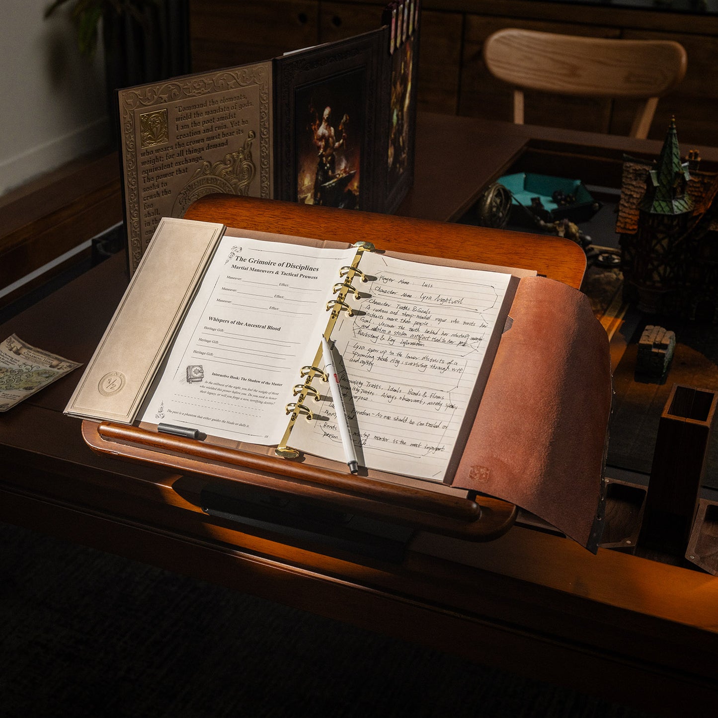 Cavatina: Vertical Tabletop Binder