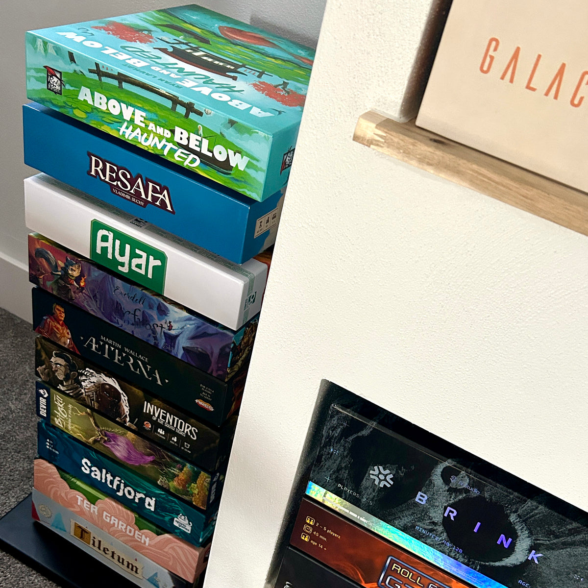 GamePillar Adjustable Board Game Tower – Short (79cm)