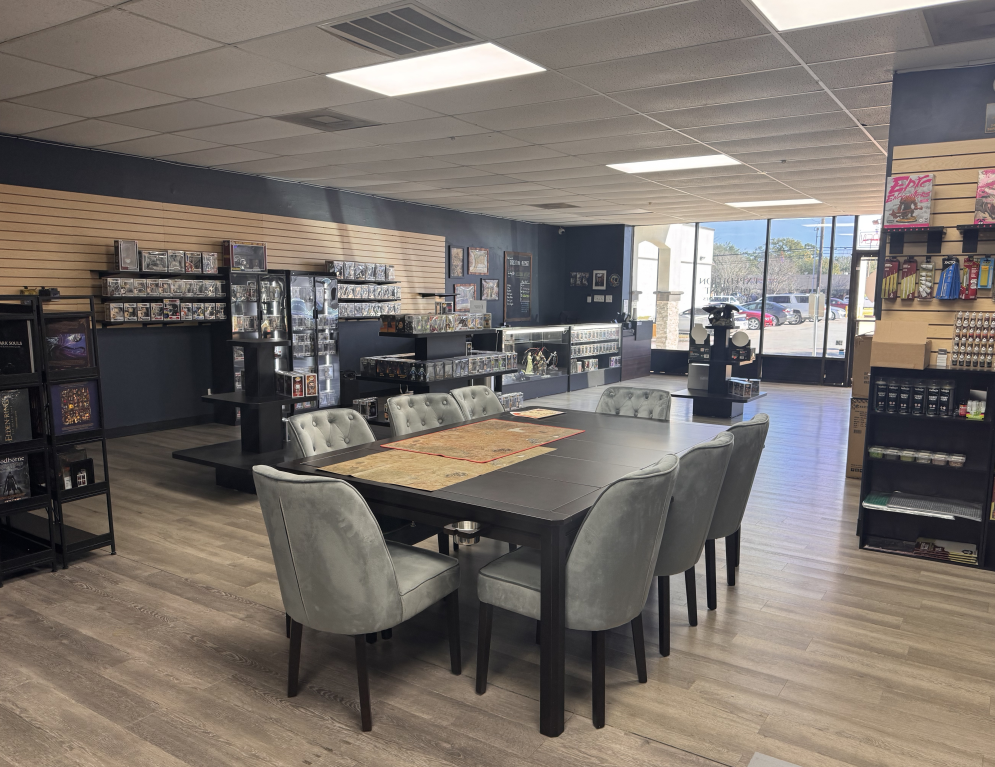 Standard Kingswood (4×6'): The Royal Game Table