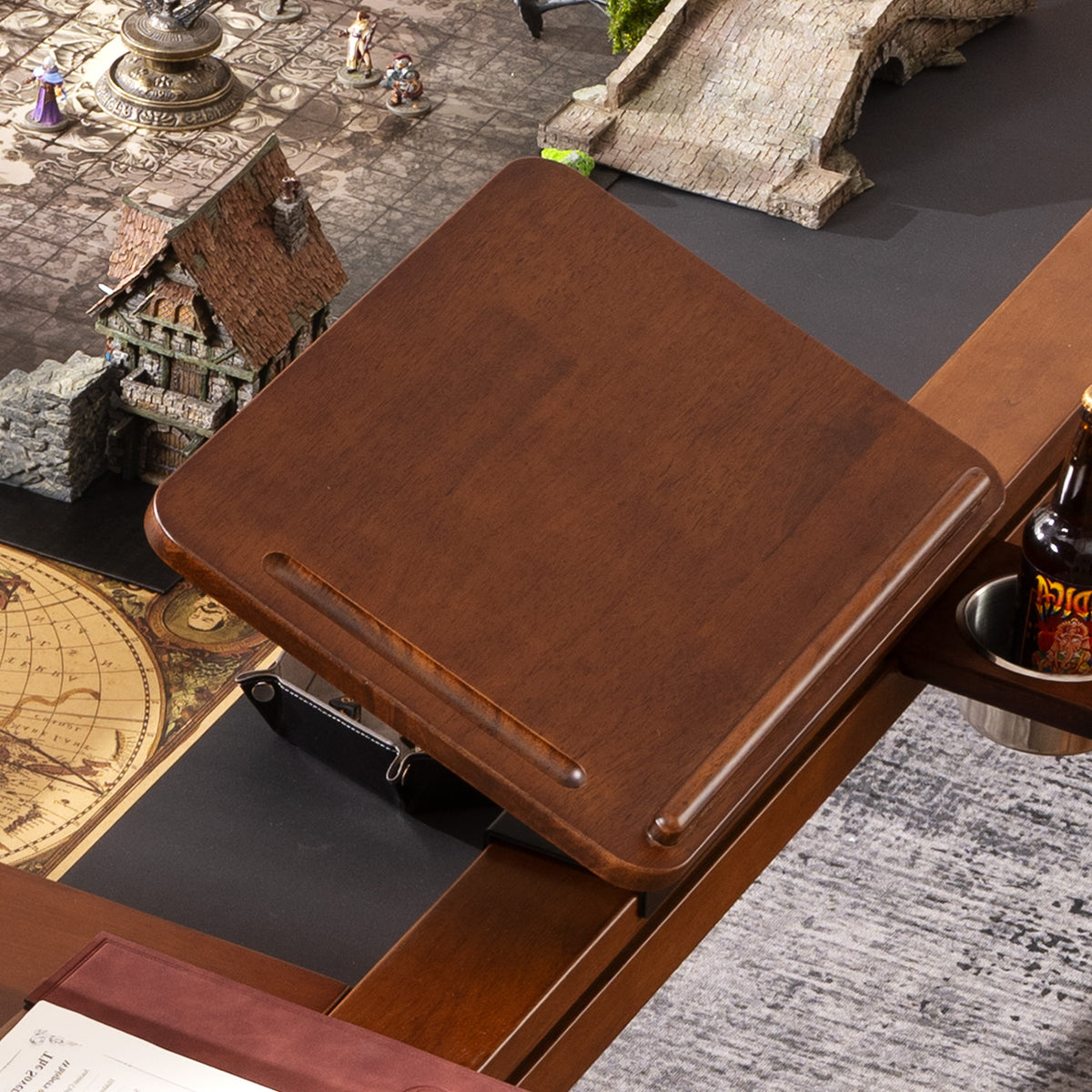 Schreibtafel aus Holz für Tabletop-Rollenspiele | DnD- und Brettspiel-Spielleiterschirm