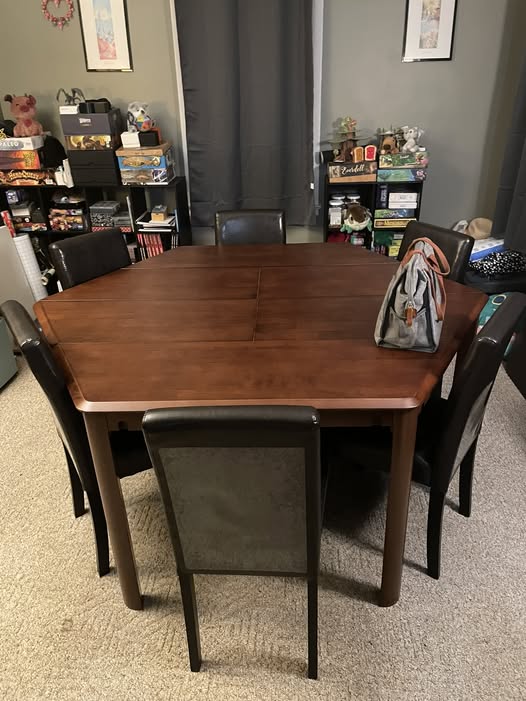 Ironside HEX Game Table
