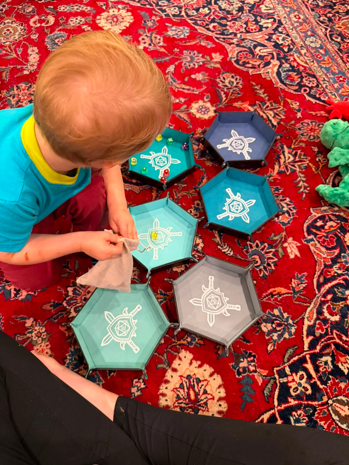 Folding Hexagon Dice Tray Set (6-Pack)