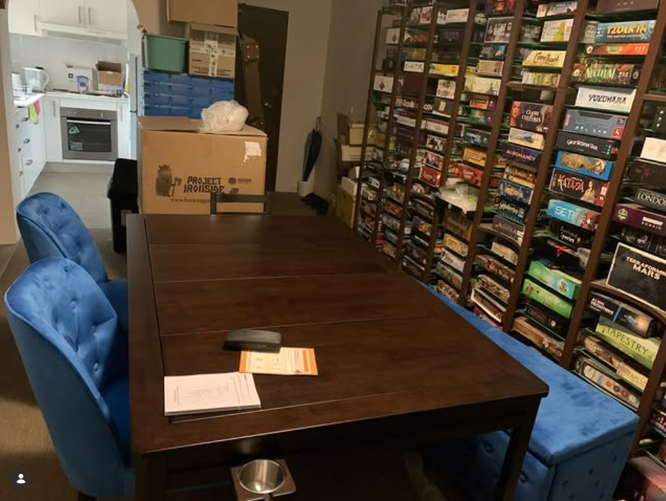 Standard Kingswood (3×5'): The Royal Game Table