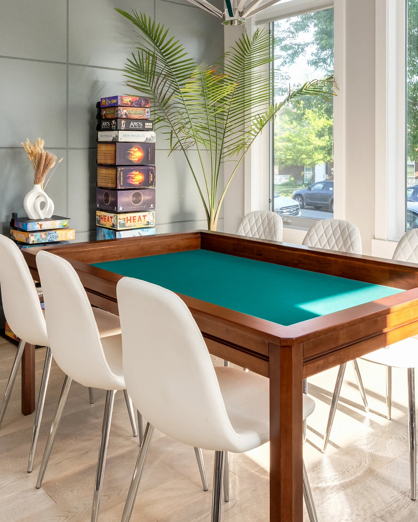 BoxKing Gaming promotional banner – gaming tables and board game storage