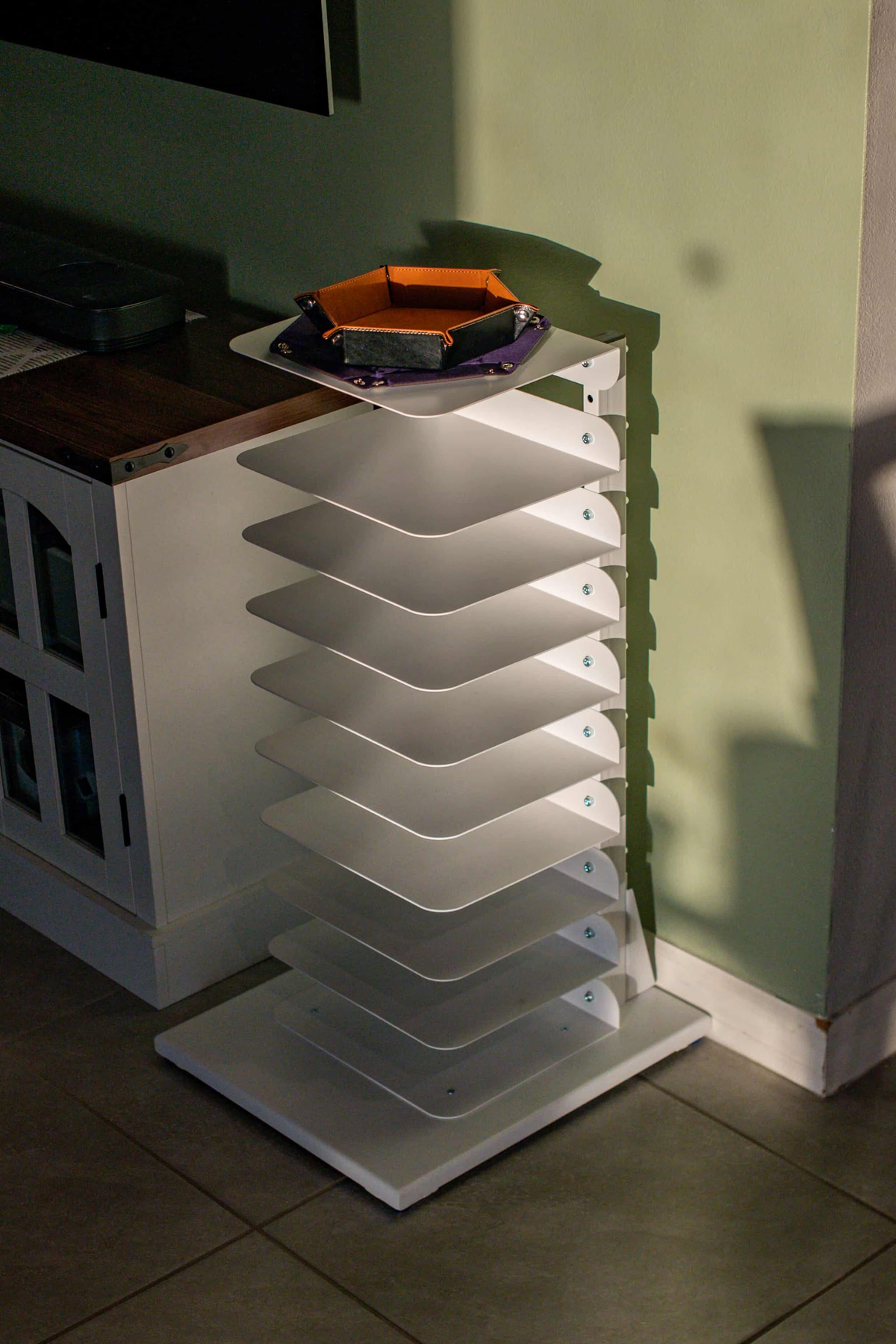 GamePillar Adjustable Board Game Tower – Short (79cm)