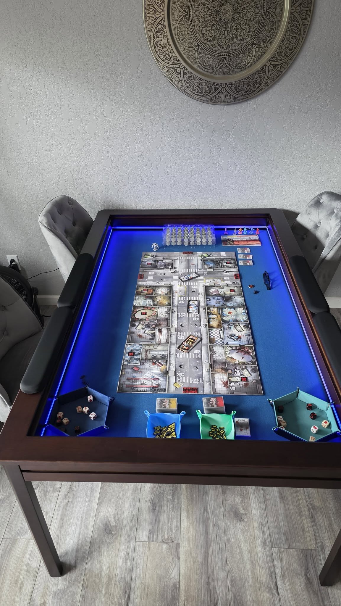 LED Kingswood (3×5'): The Royal Game Table