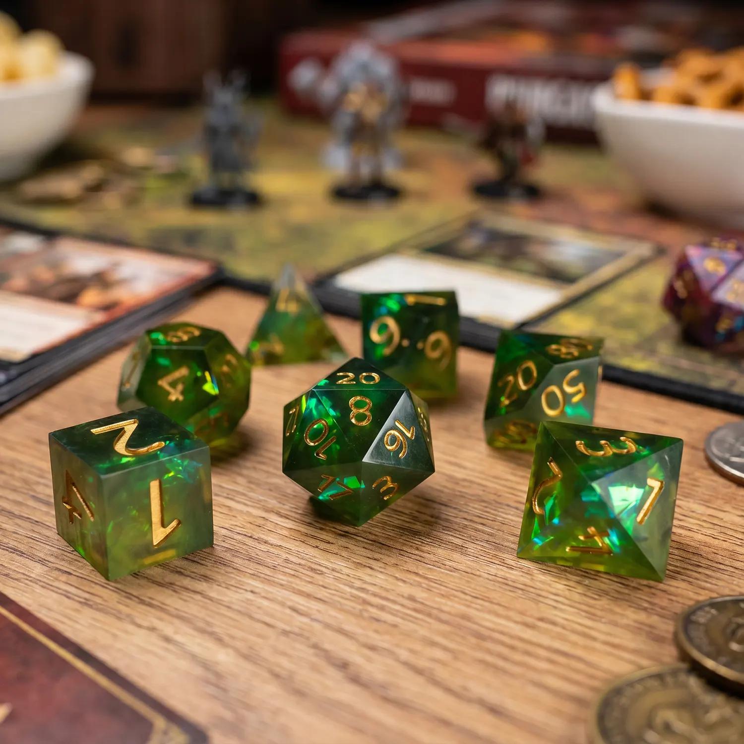 UV Color-Changing RPG Dice Set for D&D & Tabletop Games Green