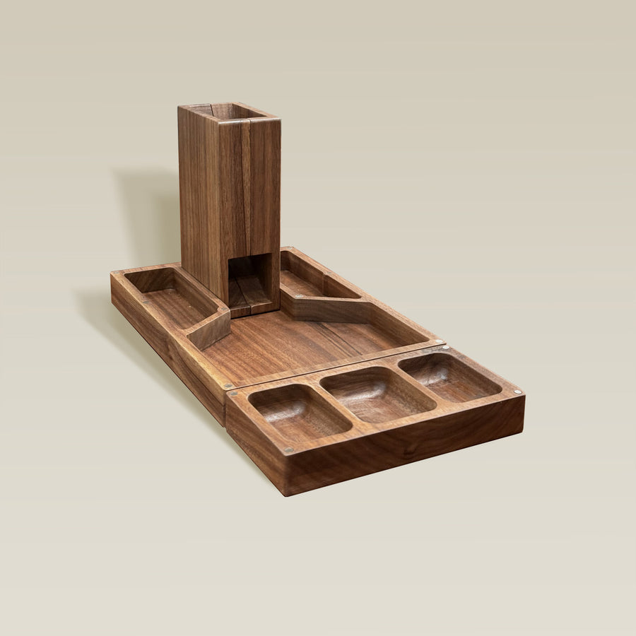 Wooden Magnetic Dice Tower with Tray| BoxKing Gaming