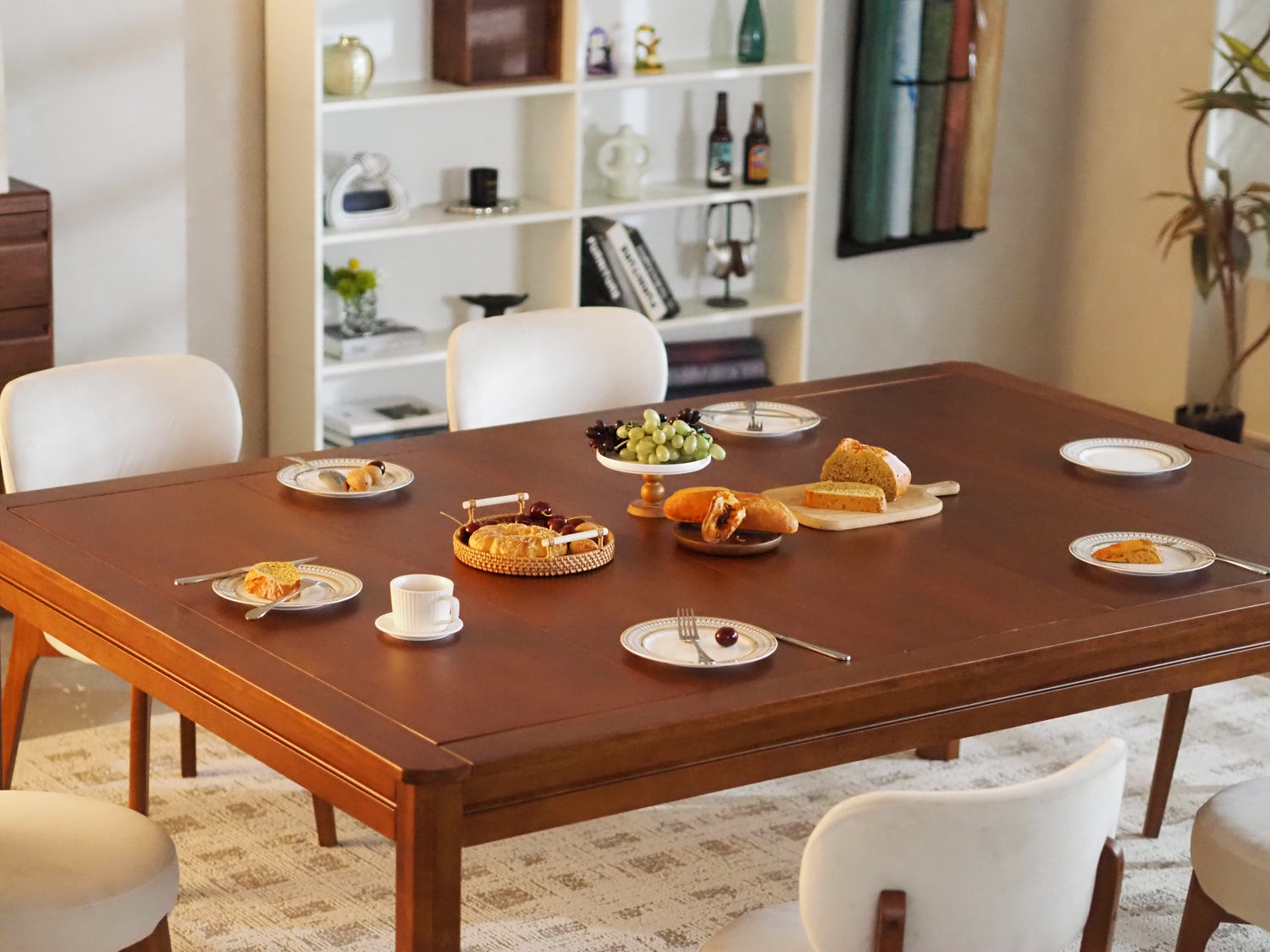 Wooden Table Topper for Kingswood – detail view | BoxKing Gaming